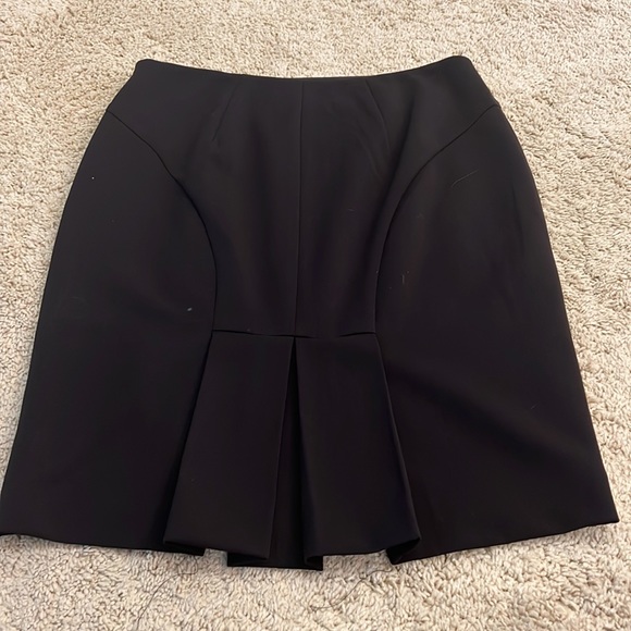 Studio 400 Limited suit skirt size 2 - Picture 2 of 2